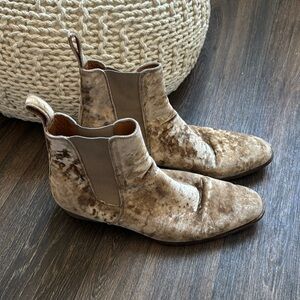 THE GRANADA CHELSEA BOOTS